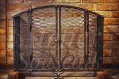 Kovaný krbový kryt