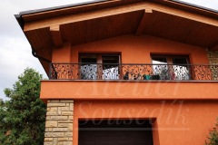 Kované balkonové zábradlí s motivem listů ginkgo